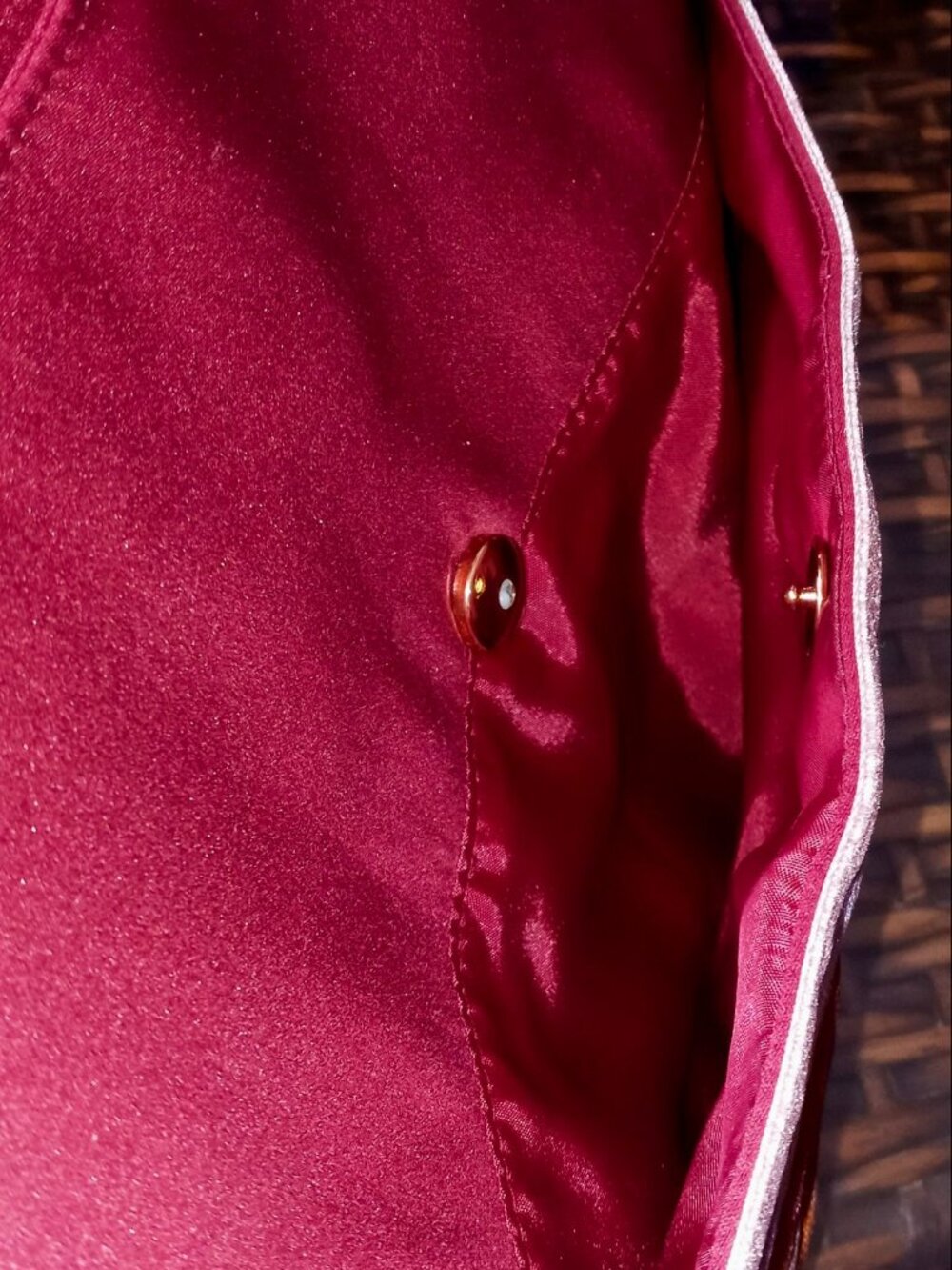 Nice Bath & Body Works Burgundy Tote Satin Velvet Stripes Roomy Purse/Handbag - Picture 6 of 15